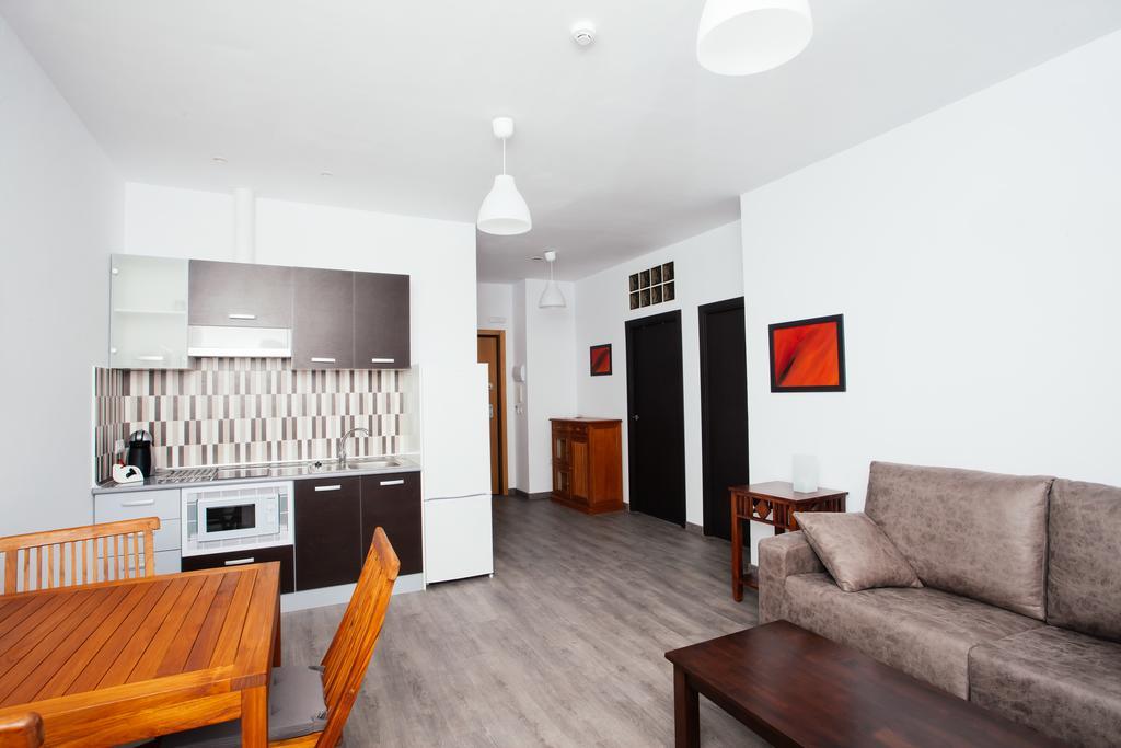 הרנאני Apartamentos Florida 30 מראה חיצוני תמונה